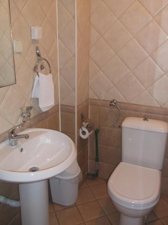 Montenegrin Inn Ohrid Rum bild